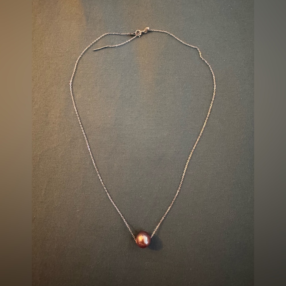 Elegant Purple Pearl Necklace